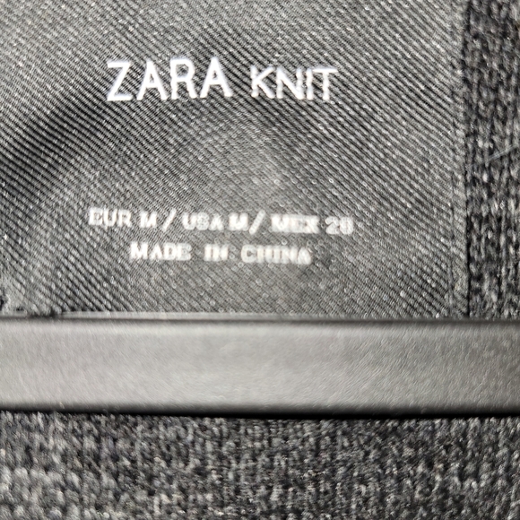 ZARA FAUX FUR LONG VEST SIZE M WITH POCKETS - Picture 11 of 11